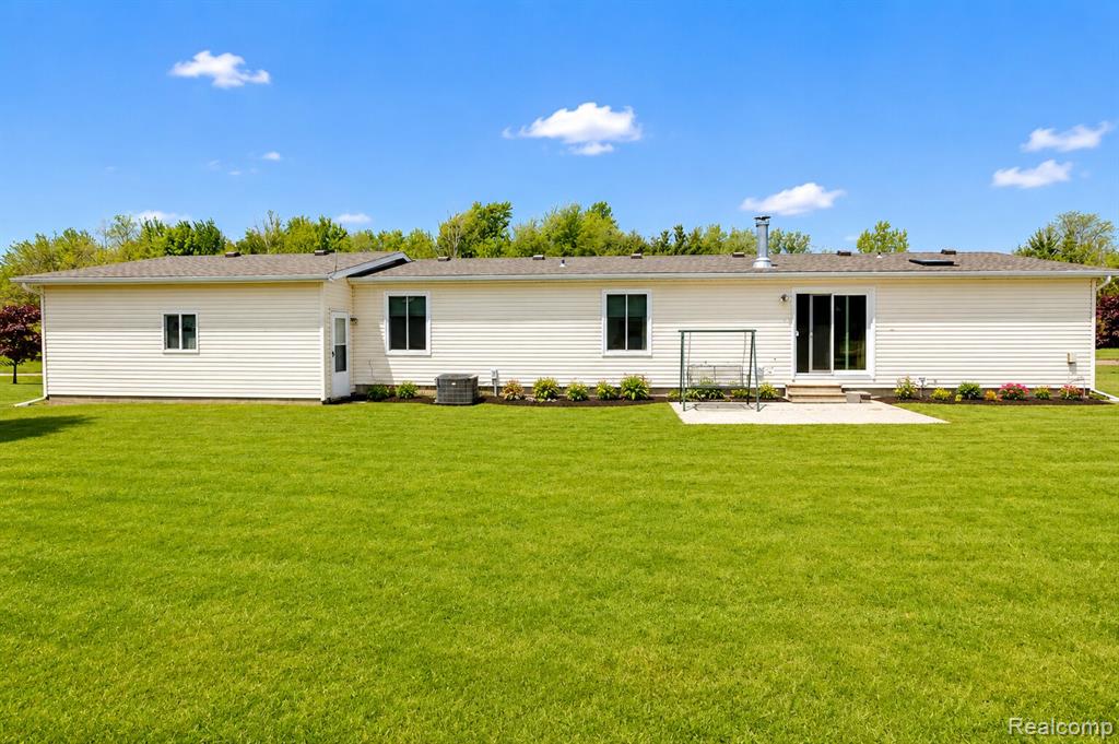 2354 Brent Street, 203, Croswell, MI 48422 — Photo 24