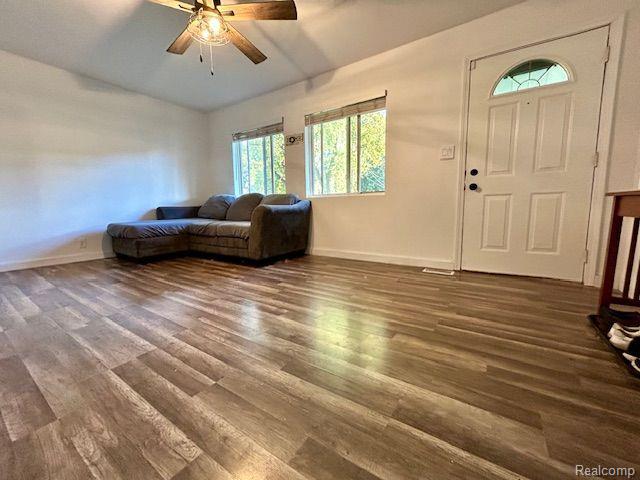 6079 FREEDOM Lane, Flint, MI 48506 — Photo 9