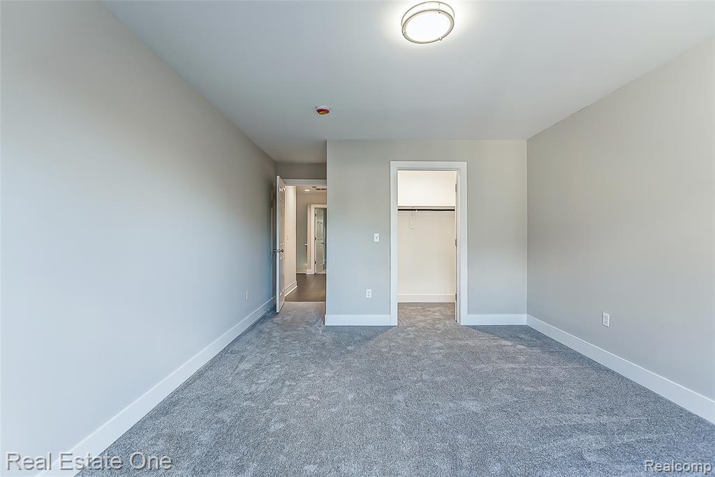 529 Indian Oaks Drive, Howell, MI 48843 — Photo 38