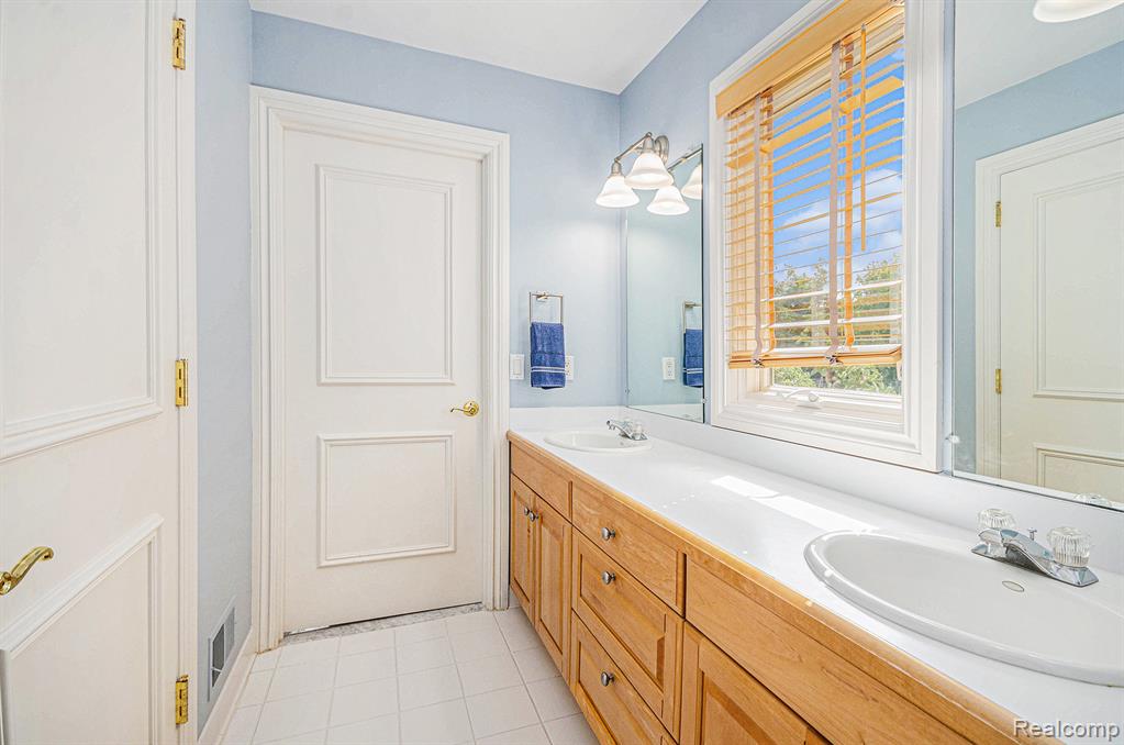 4831 Goodison Place Drive, Rochester, MI 48306 — Photo 30