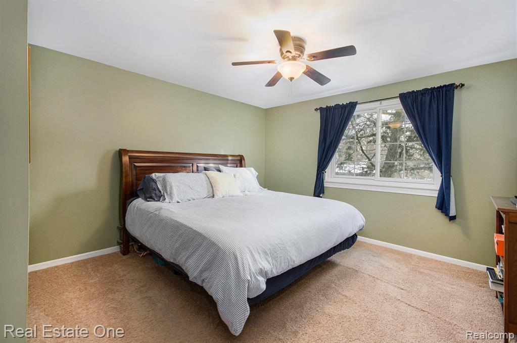 5395 English Drive, Troy, MI 48085 — Photo 17