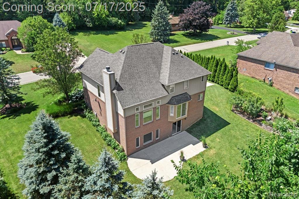 610 W Oxhill Drive, White Lake, MI — Photo 42