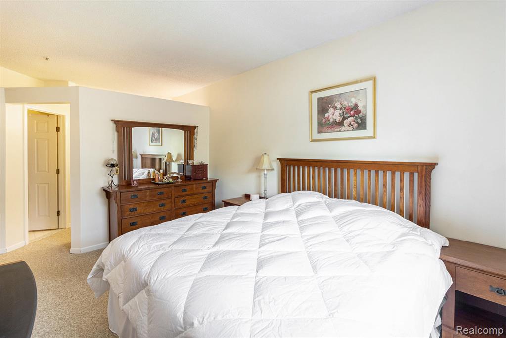 49649 Draper Circle, Plymouth, MI 48170 — Photo 10