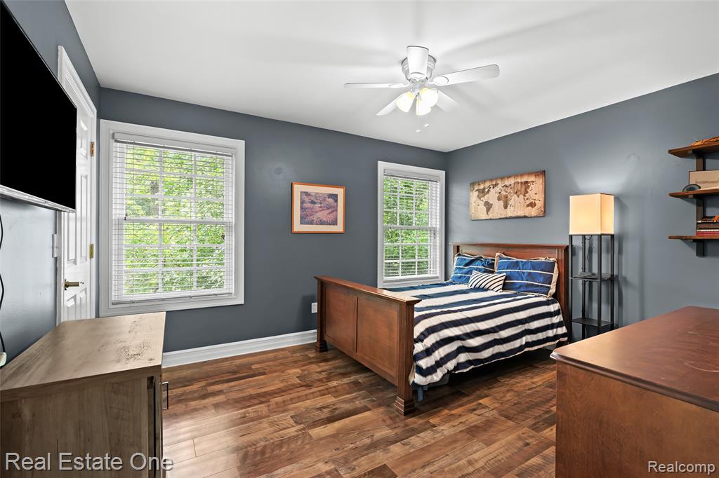 477 E Commerce Street, Milford, MI 48381 — Photo 28