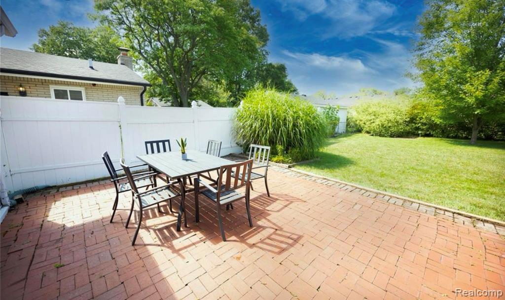 42682 Somerset Drive, Canton, MI 48187 — Photo 14