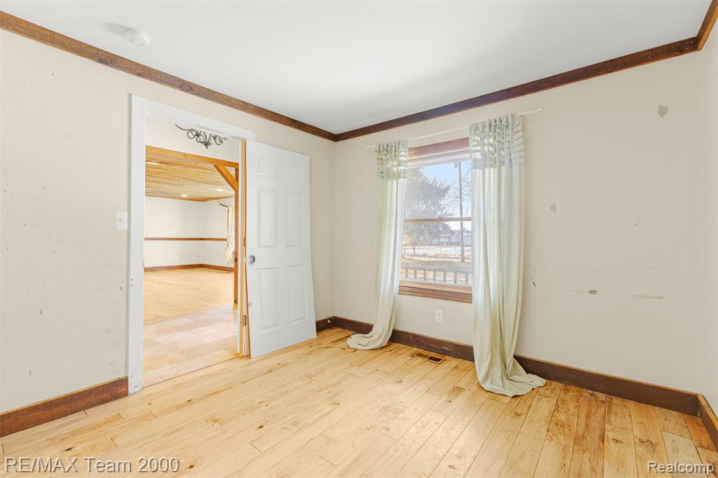 15615 Martinsville Road, Van Buren, MI 48111 — Photo 30