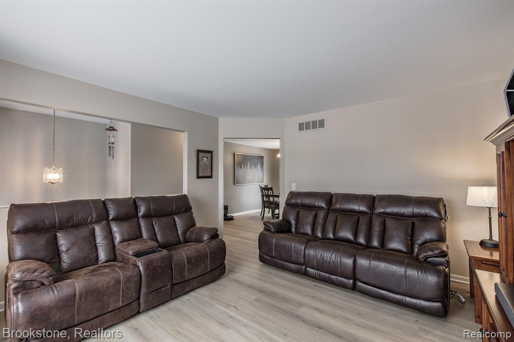 9305 Tiger Run Trail, Davison, MI 48423 — Photo 13