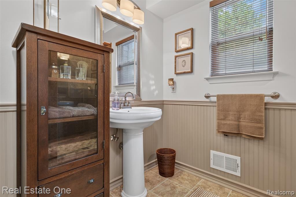 5569 Northcrest Court, Clarkston, MI — Photo 19
