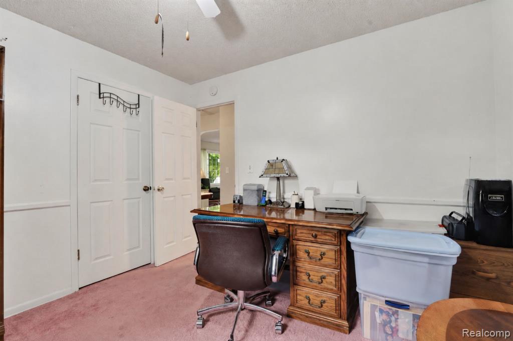5090 Torrey Road, Flint, MI 48507 — Photo 27