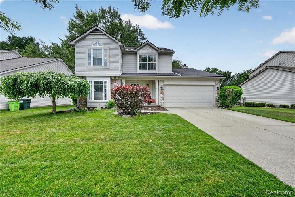 827 Westbrooke Drive, South Lyon, MI 48178 — Photo 3