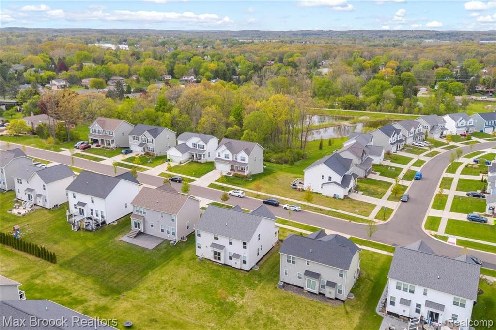 8401 Sharon Drive, White Lake, MI — Photo 42