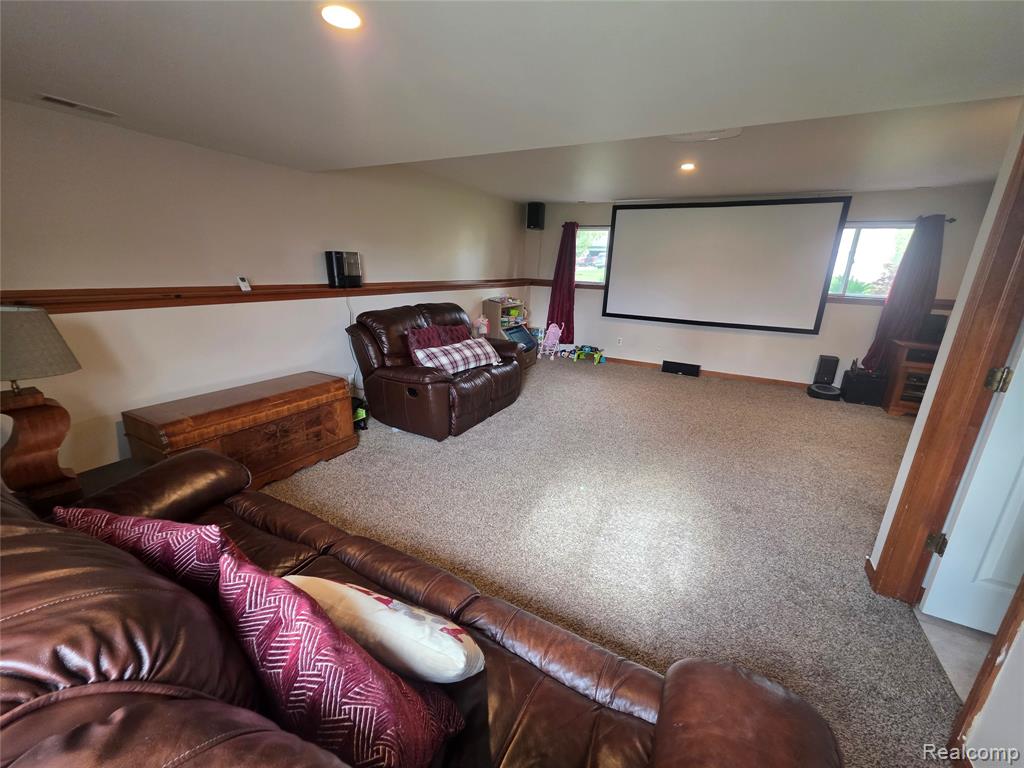 3435 Rockledge Lane, Lapeer, MI 48446 — Photo 9