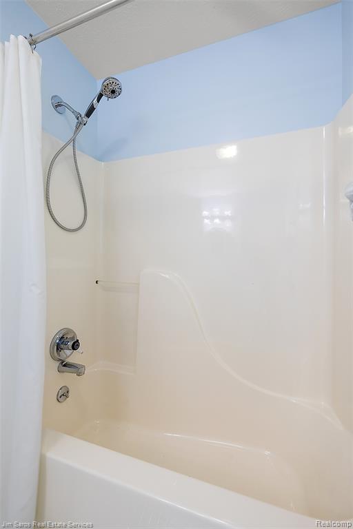 11113 Perch Lake Drive W, Cement City, MI 49233 — Photo 24