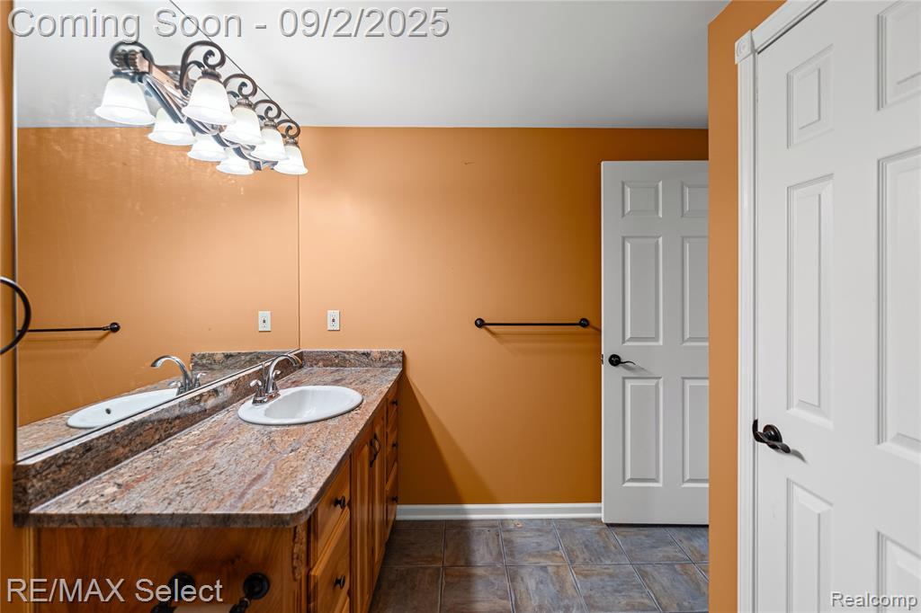 8468 Cranbrook Drive, Grand Blanc, MI 48439 — Photo 49