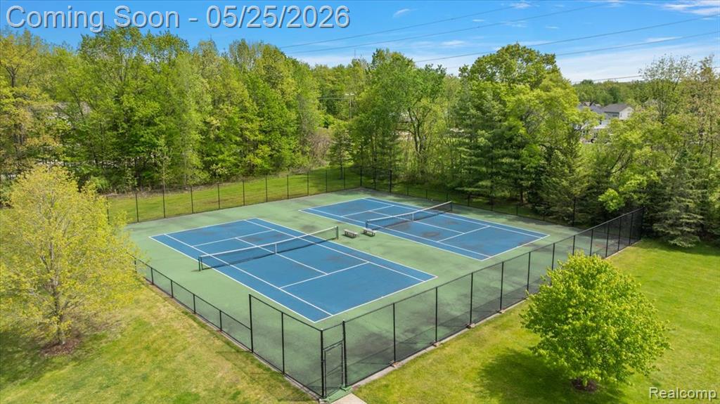695 Dennison Court, Oakland, MI — Photo 58
