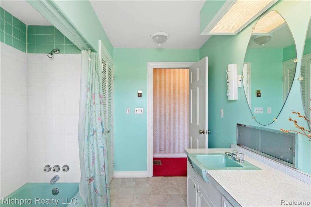 9321 LAPEER Road, Mayville Vlg, MI 48744 — Photo 40