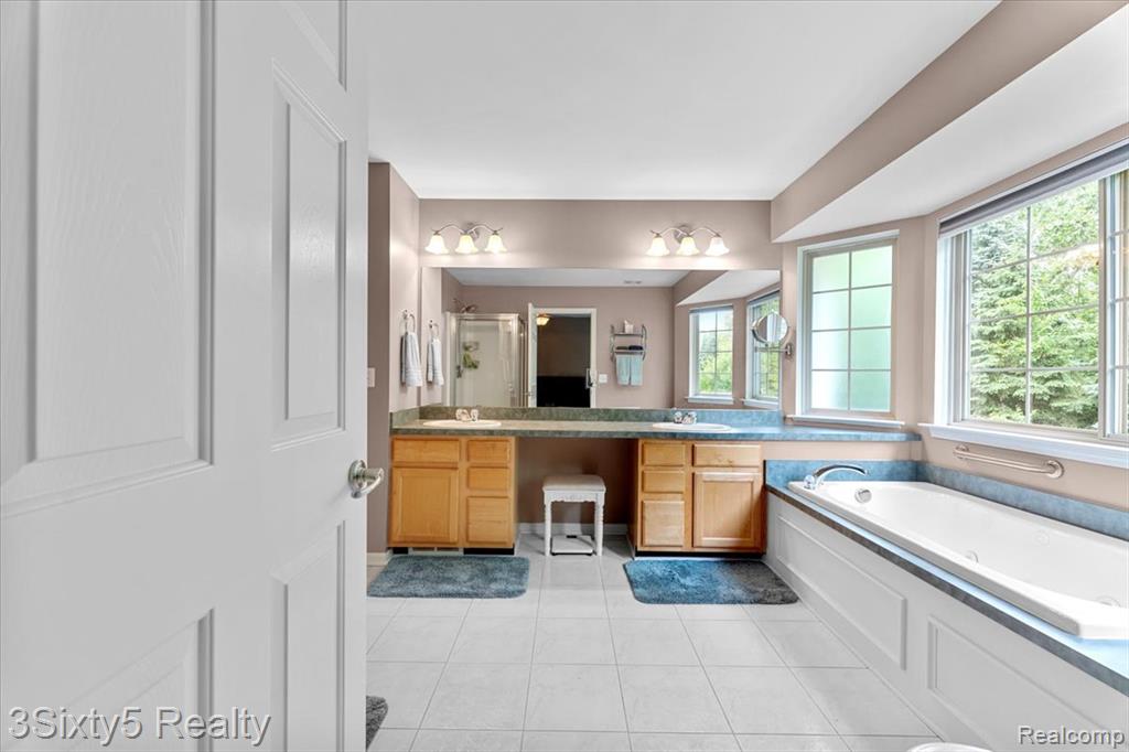 8733 Hardwood Drive, 101, Belleville, MI 48111 — Photo 17