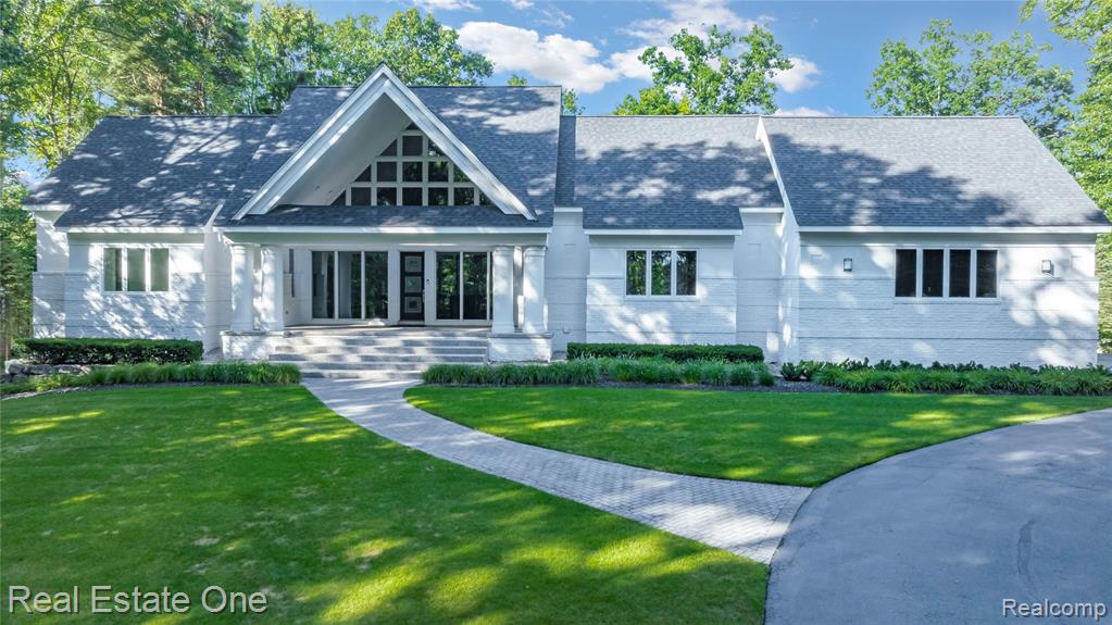 6570 Alden Drive, West Bloomfield, MI 48324 — front exterior
