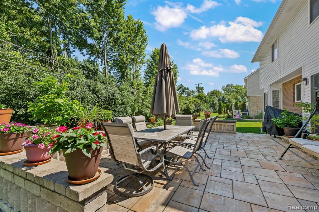 4222 Tallman Drive, Troy, MI 48085 — Photo 5