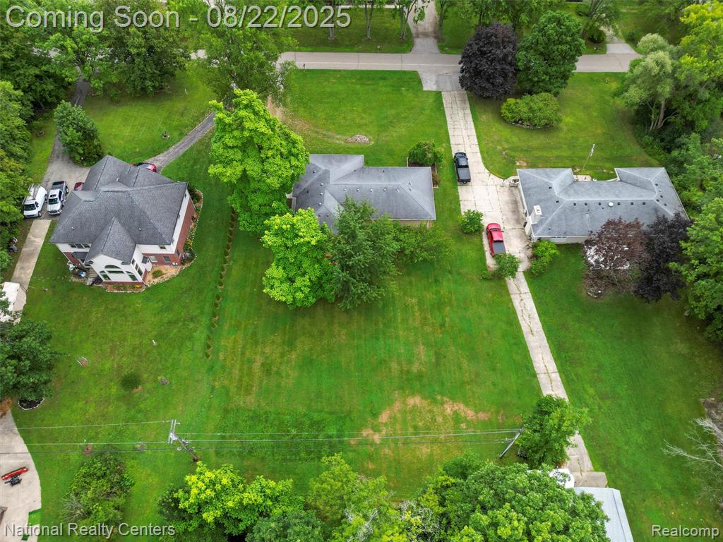 6525 Norton Drive, Troy, MI 48085 — Photo 39