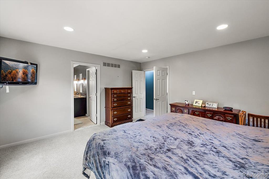 3780 Eaton Gate Lane, Auburn Hills, MI 48326 — Photo 30
