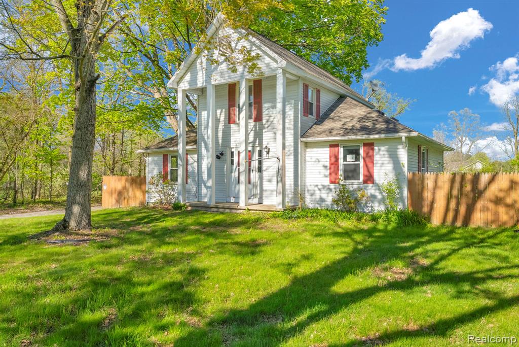 7054 McCords Avenue SE, Alto, MI 49302 — Photo 4