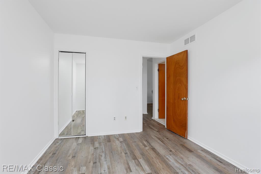 41722 ONAWAY Drive, Northville, MI 48167 — Photo 14