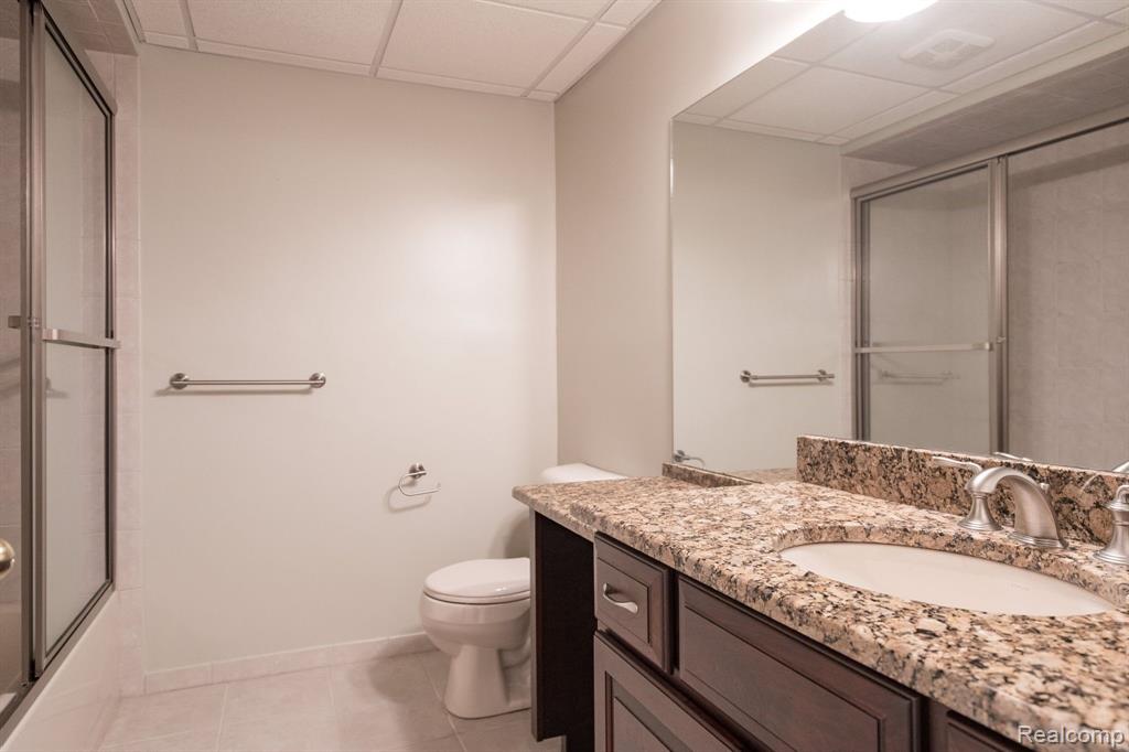 49301 Clinton Terrace Drive, Macomb, MI 48044 — Photo 37