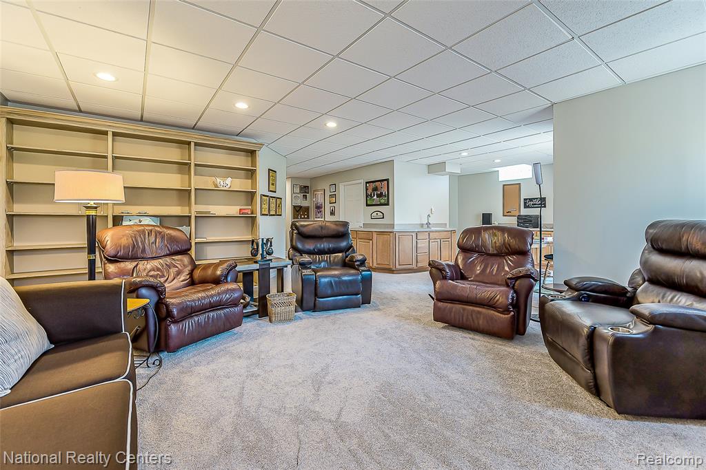 5451 Wentworth Drive, Commerce Twp, MI 48382 — Photo 34