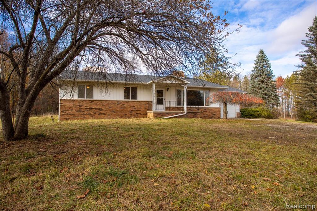 8465 Watson Road, Marlette, MI 48453 — Photo 2