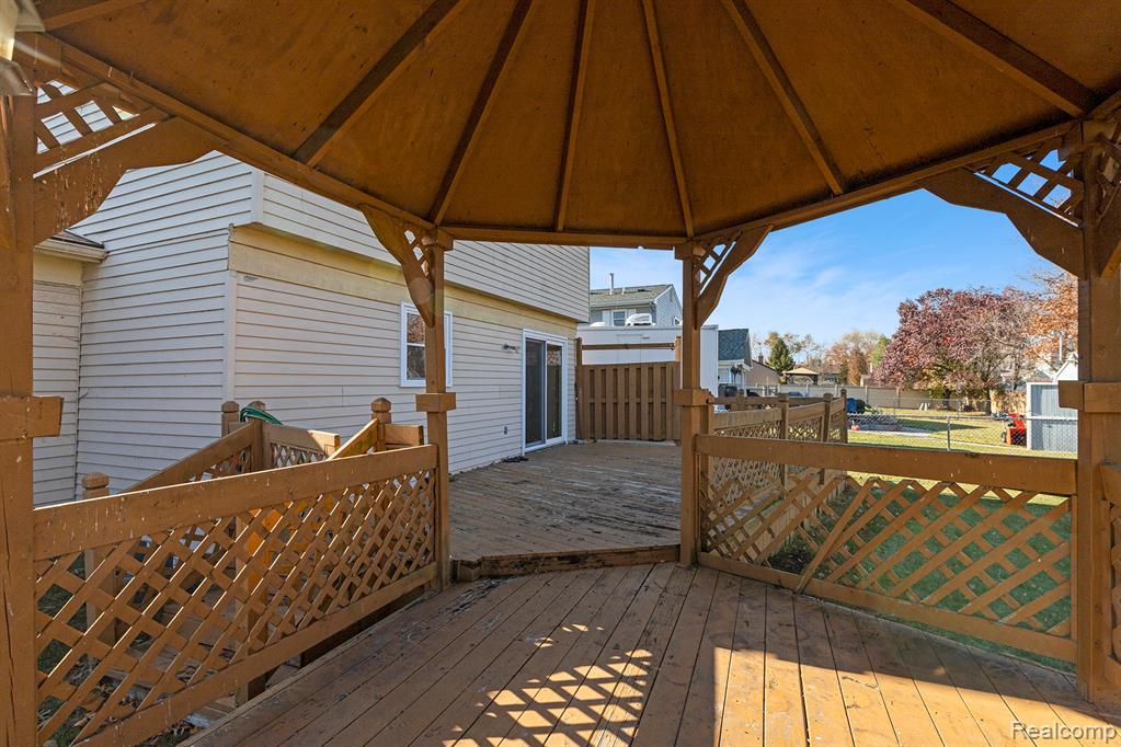43726 Stuart Drive, Canton, MI 48187 — Photo 24