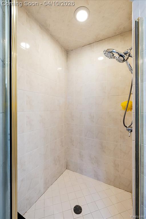 First Floor Primary Suite En-Suite Bathroom