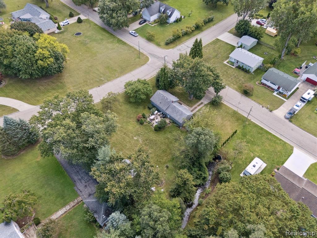 885 E Northfield Avenue, Pontiac, MI 48340 — Photo 32