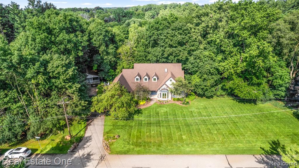 44211 CHEDWORTH Drive, Northville, MI 48167 — Photo 4