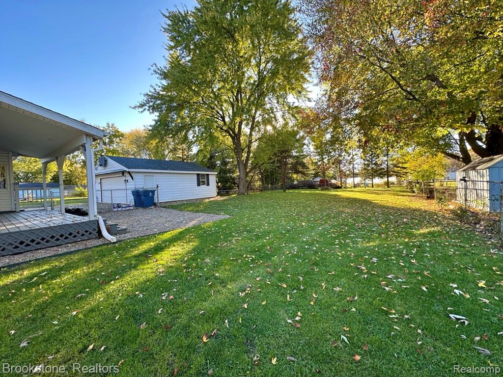1426 Houston Drive, Swartz Creek, MI 48473 — Photo 5