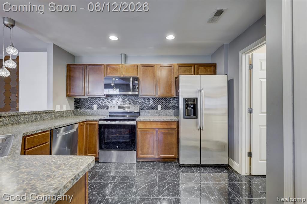 29941 Fox Run Circle, Warren, MI 48092 — Photo 15