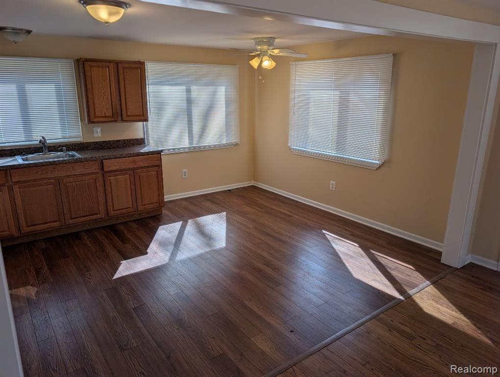 4024 Wenonah Lane, Waterford, MI 48328 — Photo 27