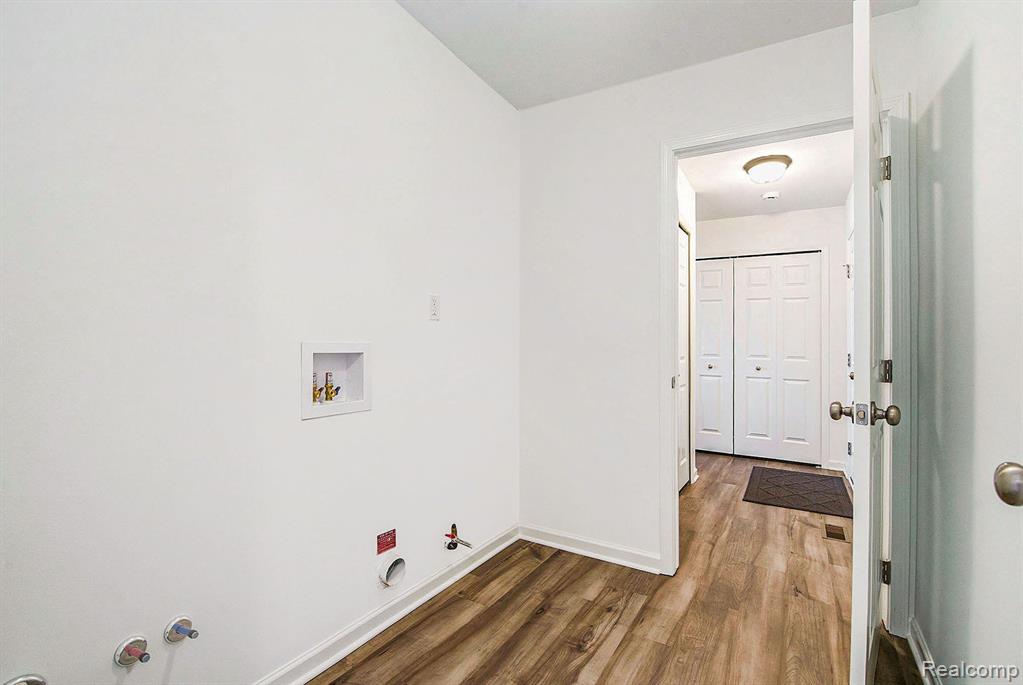 6731 CROSSOVER Lane, Ypsilanti, MI 48197 — Photo 11