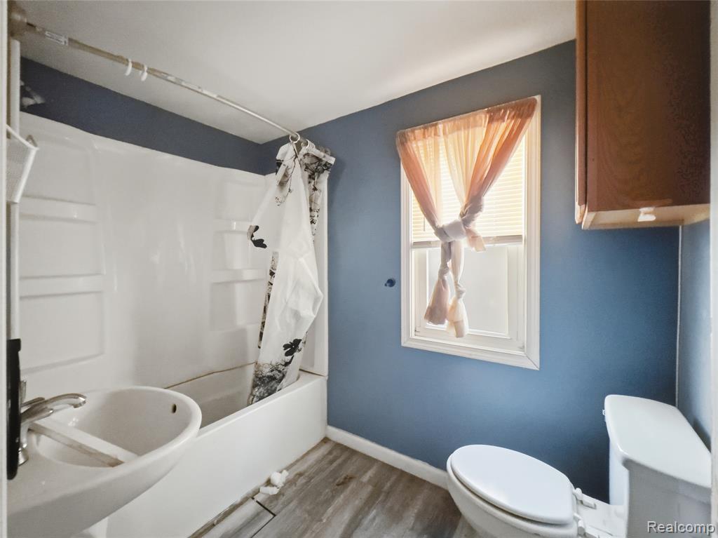 19181 Marx Street, Highland Park, MI 48203 — Photo 12