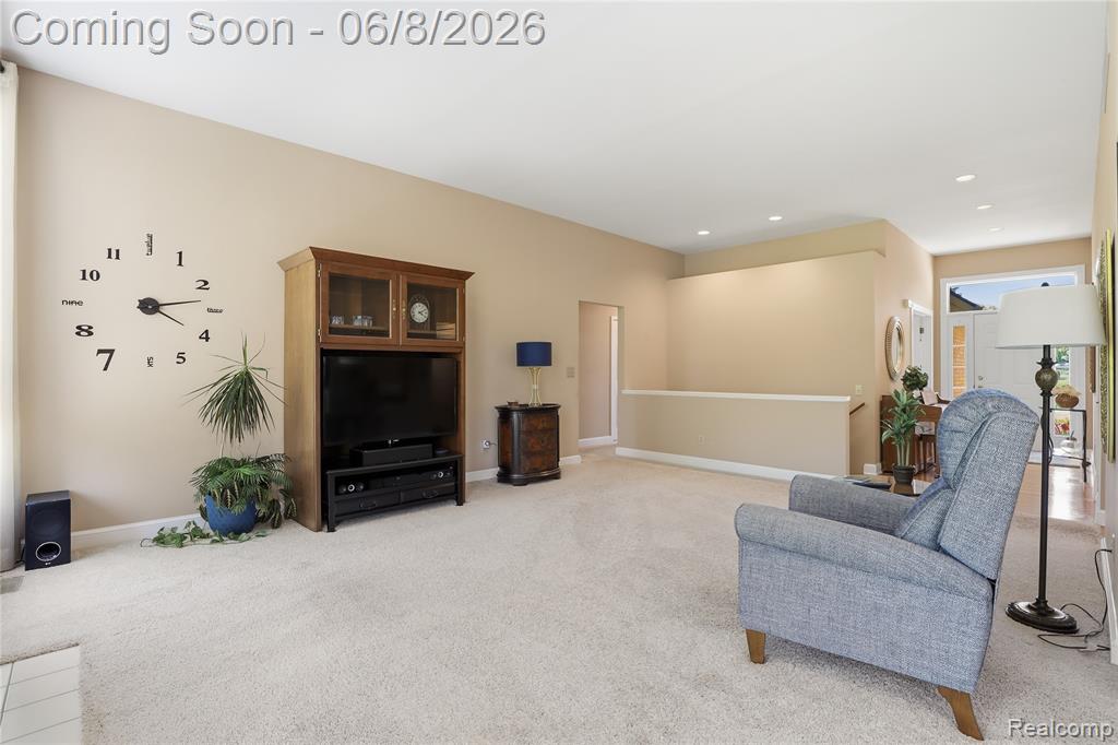 6153 Pine Creek Court, Grand Blanc, MI 48439 — Photo 7
