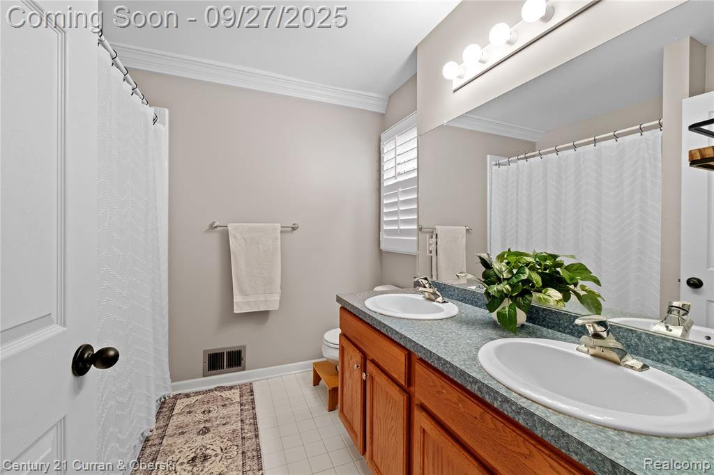 61555 Brookway Drive, South Lyon, MI 48178 — Photo 38