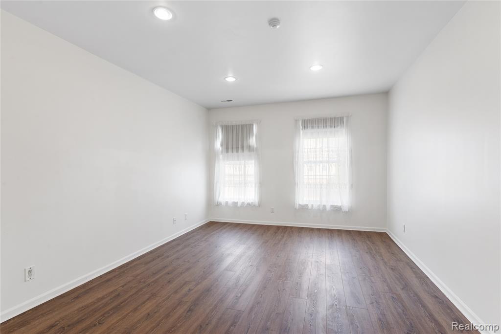 2065 Pinecroft Drive, Canton, MI 48188 — Photo 6