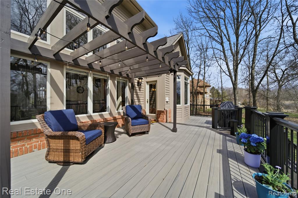 10152 Rosemarie Run, Brighton, MI 48114 — Photo 47
