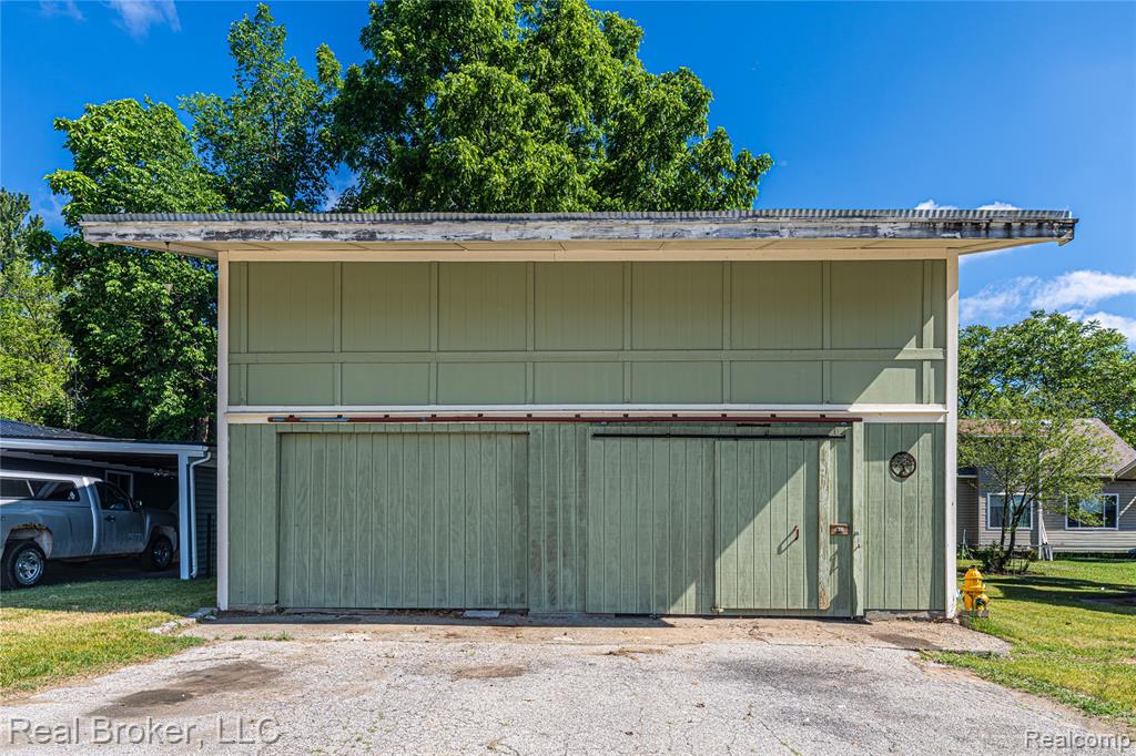 605 N Mill Street, Clio, MI 48420 — Photo 7