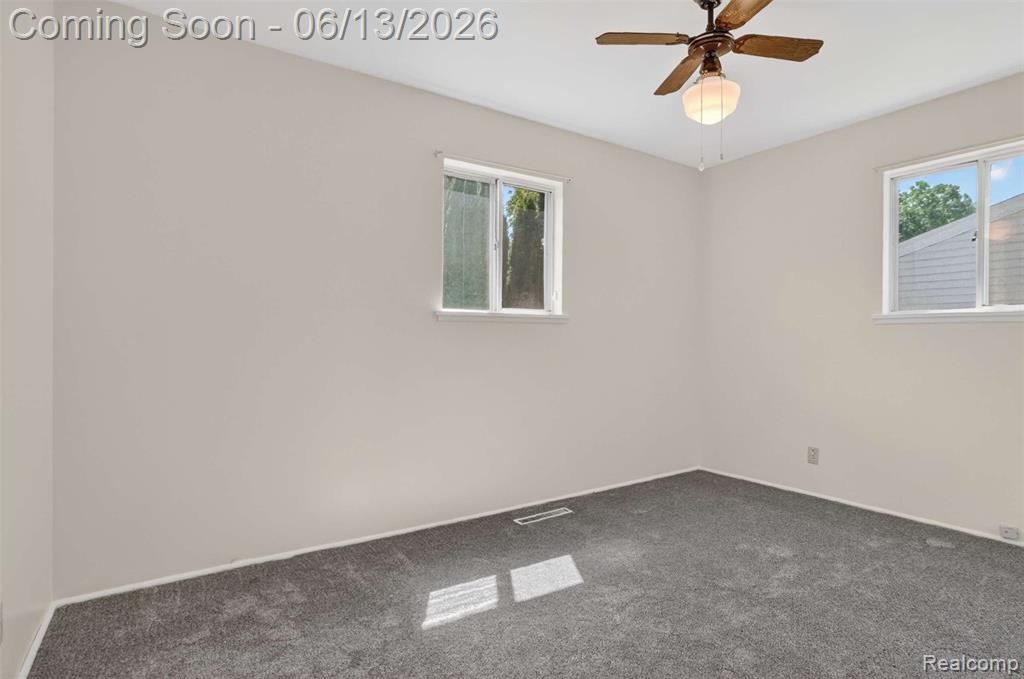 4141 Bristolwood Drive, Flint, MI 48507 — Photo 21