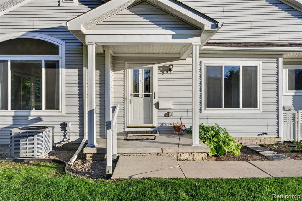 100 Aberdeen Drive, 36, Flushing, MI 48433 — Photo 12