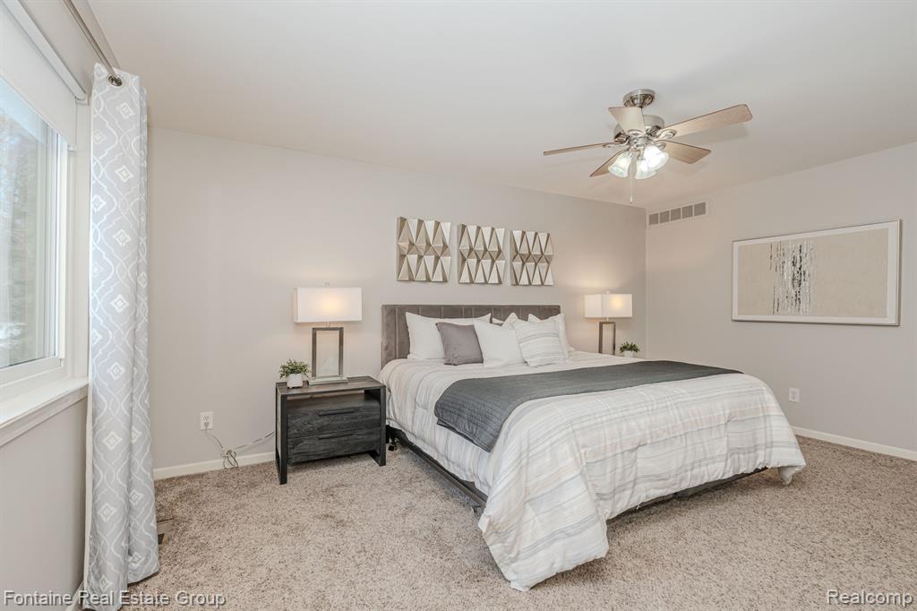 8742 WILLIAMSPORT Drive, White Lake, MI — Photo 13