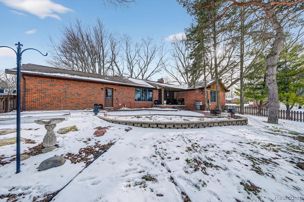 5397 Sutton Place, Grand Blanc, MI 48439 — Photo 33