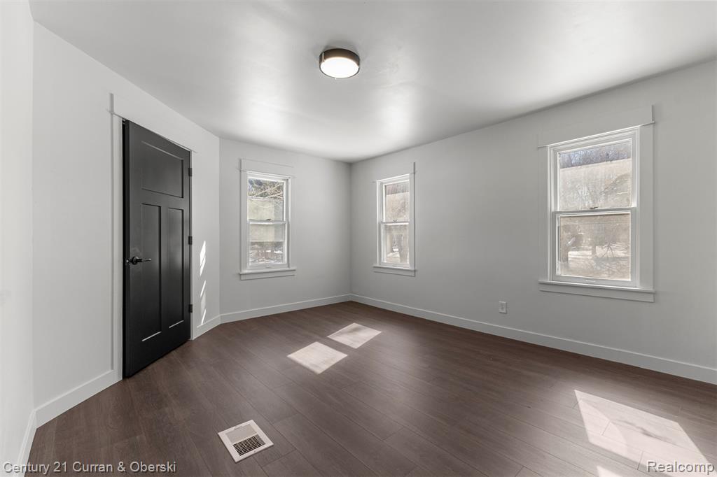 4296 Burgess Road, Pinckney, MI 48169 — Photo 19