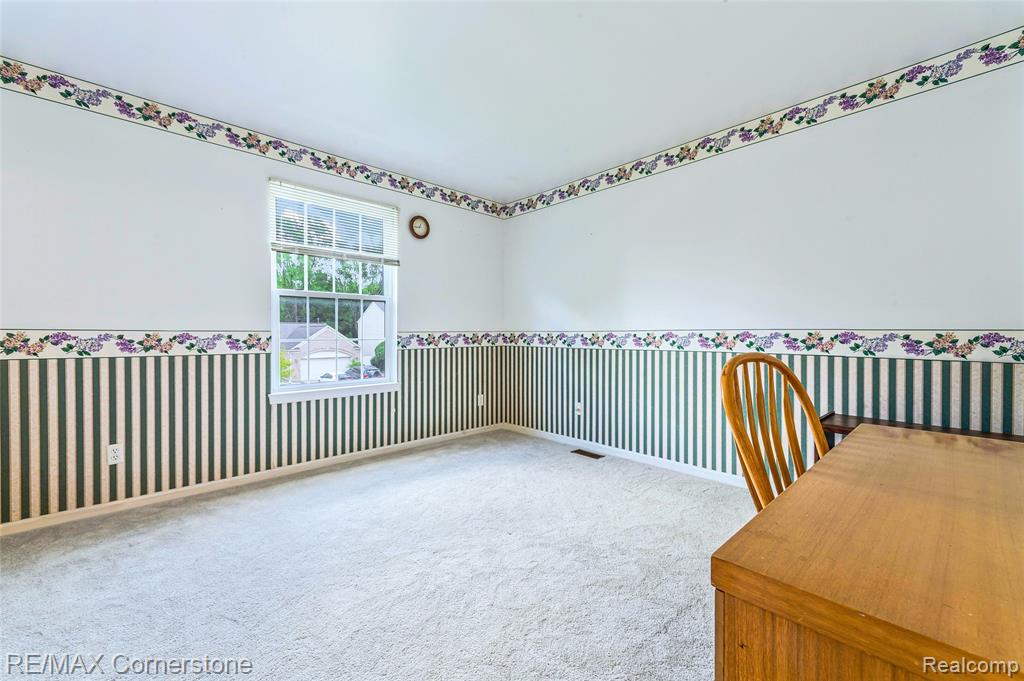 8307 Parkside Drive, Westland, MI — Photo 39